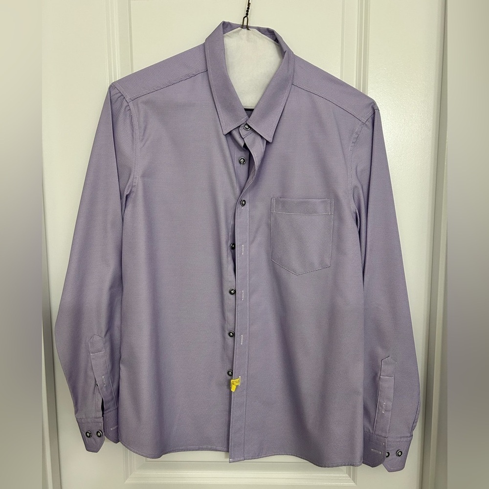 Men’s Lavender Long Sleeve Button-Up Dress Shirt Size Small